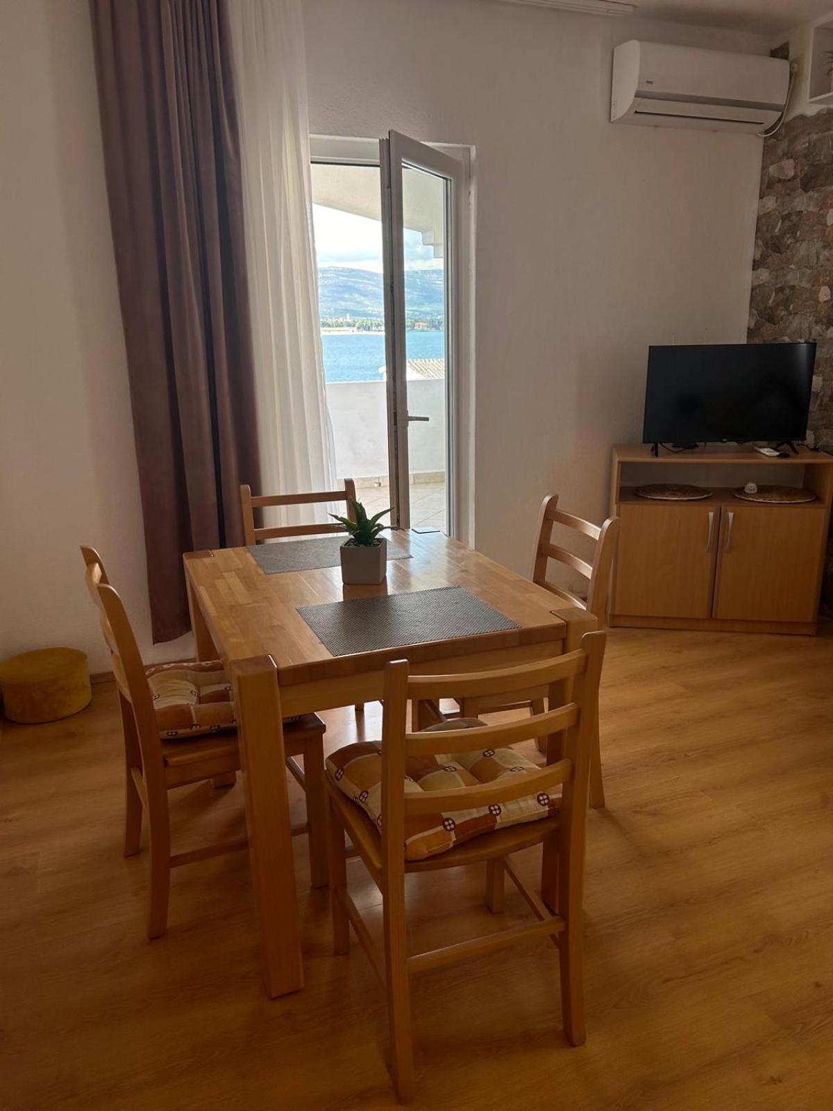 Apartmani Grgic Trogir Exterior foto