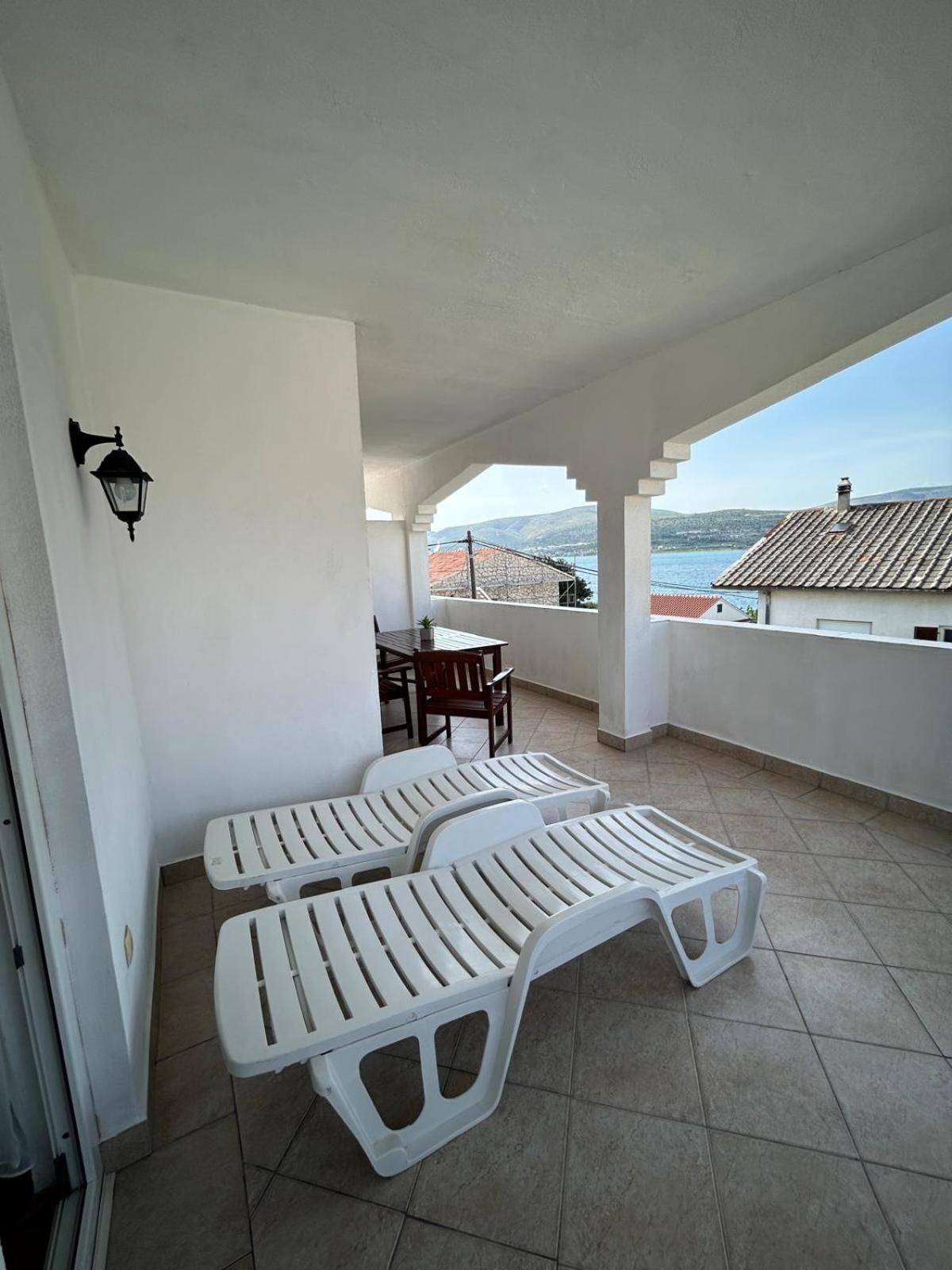 Apartmani Grgic Trogir Exterior foto