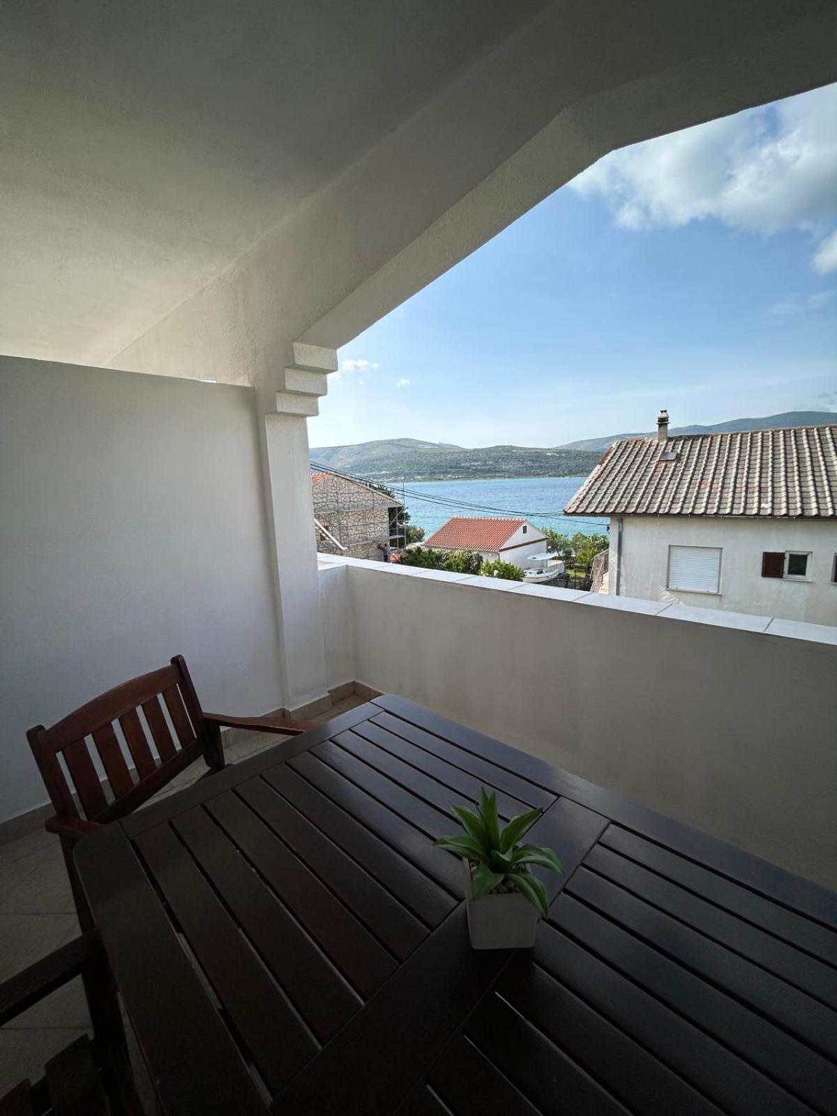 Apartmani Grgic Trogir Exterior foto