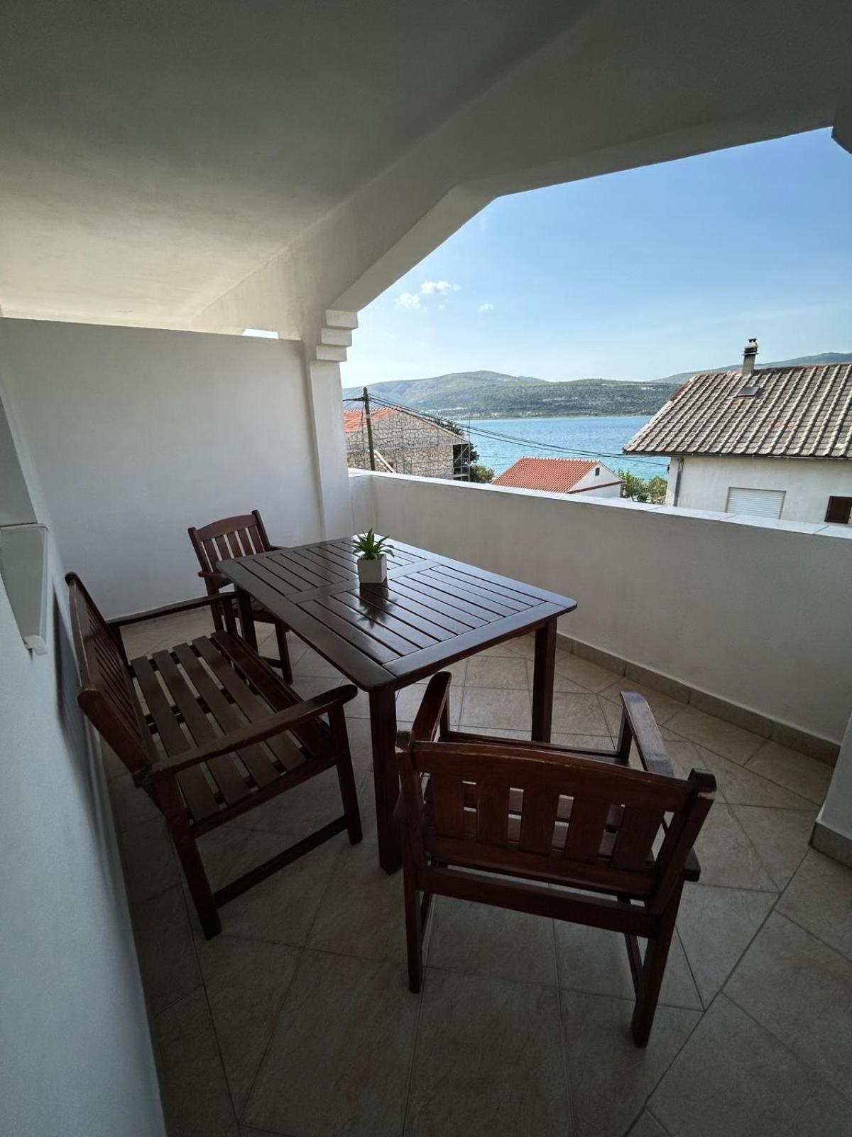 Apartmani Grgic Trogir Exterior foto
