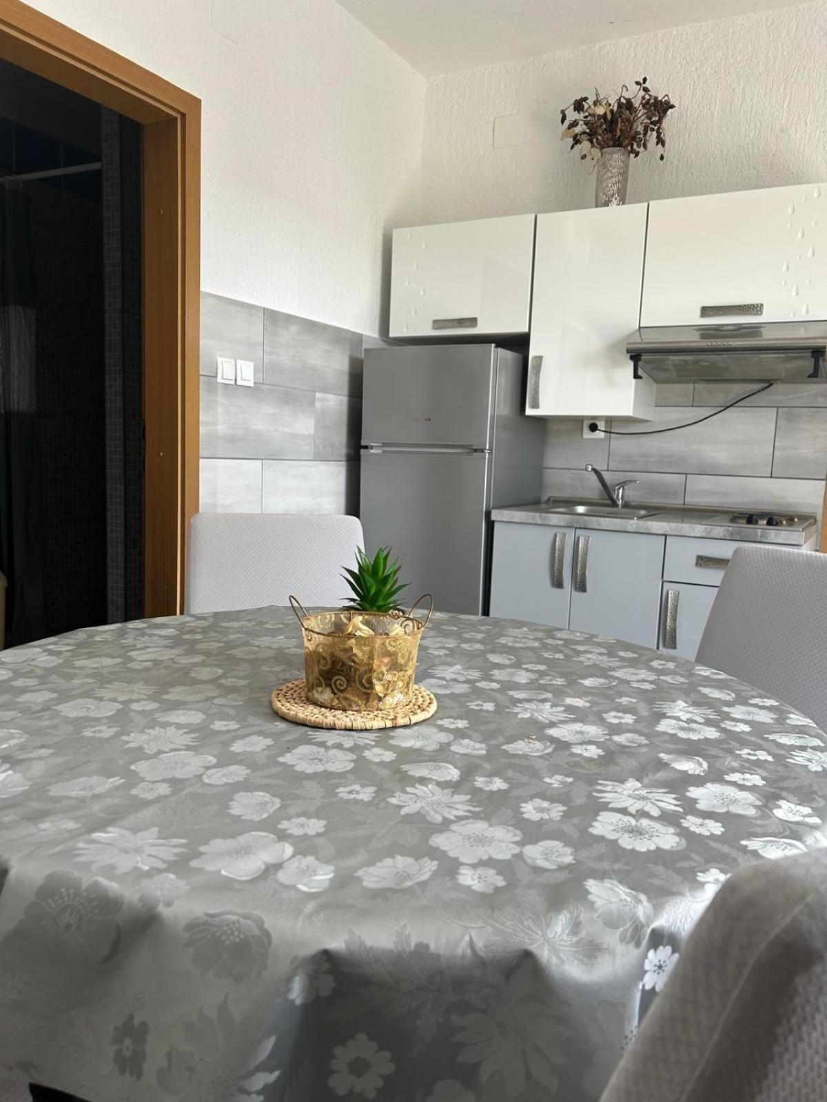 Apartmani Grgic Trogir Exterior foto